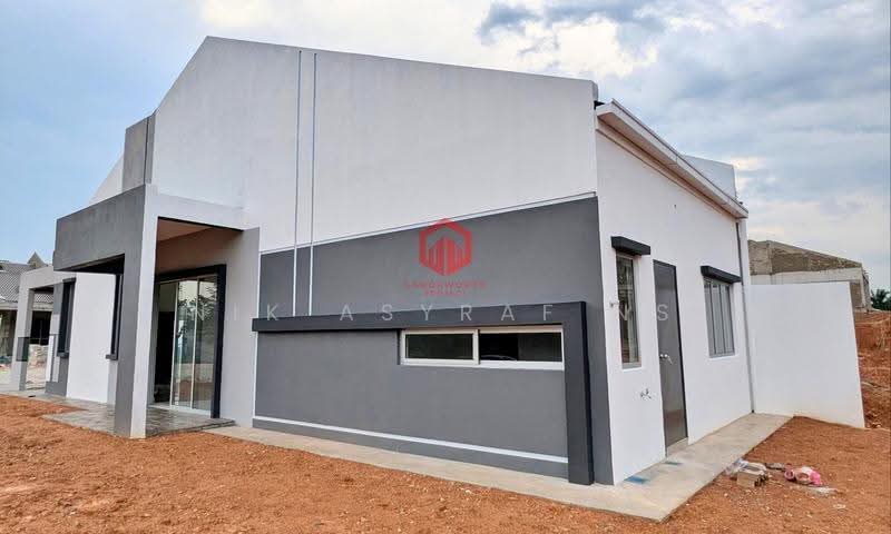 1-storey Terraced House for Sale in Bangi (Selangor) - NIK ASYRAF NS - Exterior - PropertyGuru.com.my