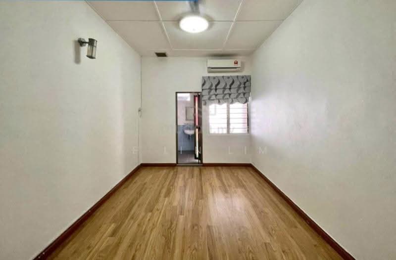 2-storey Terraced House for Sale in Desa Ria (Sungai Ara) - Ee Lin Lim - Interior - PropertyGuru.com.my