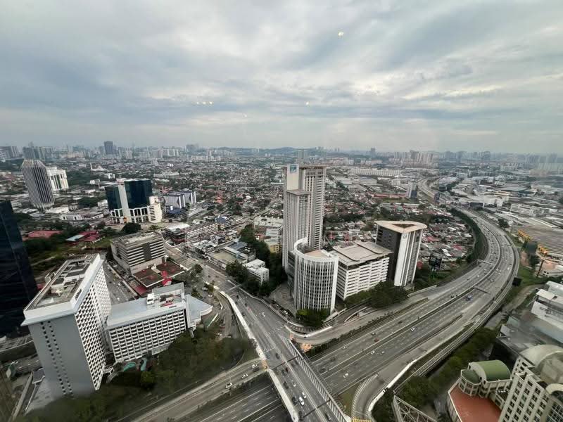 Service Residence for Sale at Pinnacle Petaling Jaya - Key Ling - Exterior - PropertyGuru.com.my