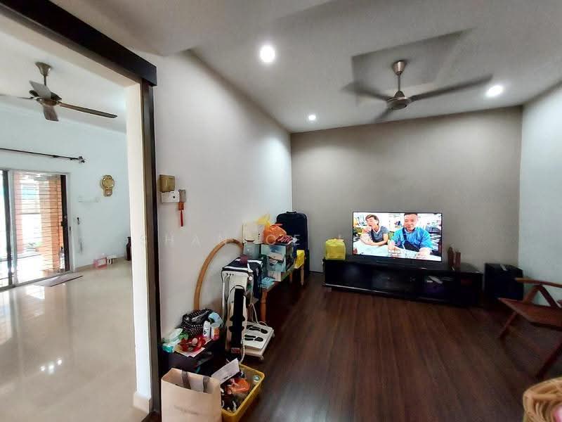 Semi-Detached House for Sale in Bandar Bukit Puchong 2 (Puchong) - Shanice Low - Living Room - PropertyGuru.com.my
