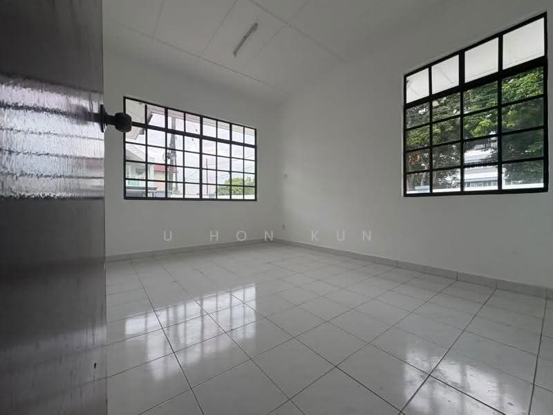 1-storey Terraced House for Sale in Taman Perling (Perling) - U Hon Kun - Interior - PropertyGuru.com.my