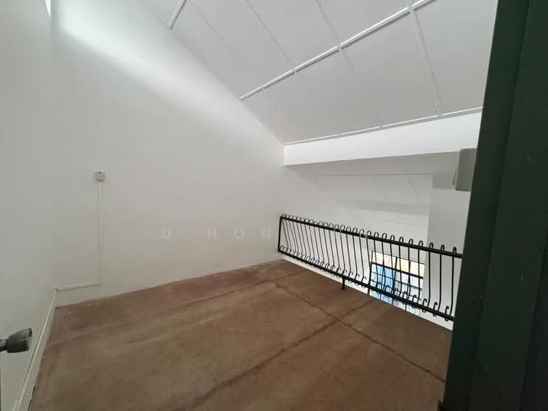 1-storey Terraced House for Sale in Taman Perling (Perling) - U Hon Kun - Interior - PropertyGuru.com.my