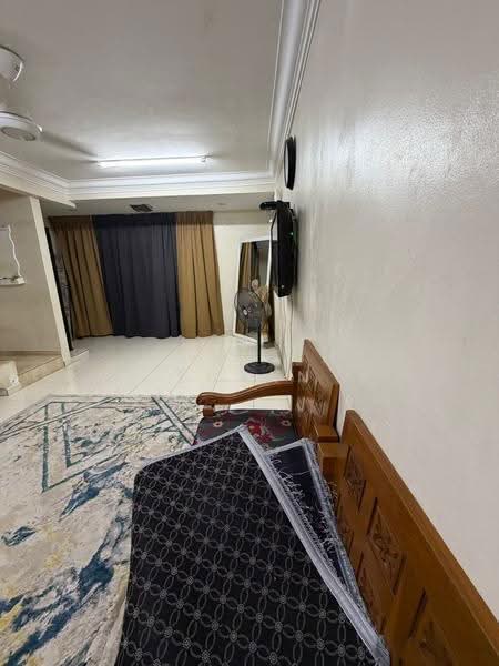 Rumah Teres 2-Tingkat untuk Dijual di Taman Johor Jaya (Johor Bahru) - Ong Lih Shyan - Living Room - PropertyGuru.com.my