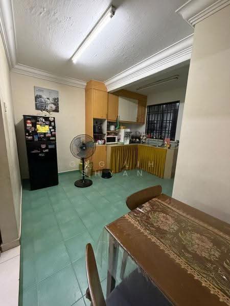 Rumah Teres 2-Tingkat untuk Dijual di Taman Johor Jaya (Johor Bahru) - Ong Lih Shyan - Kitchen - PropertyGuru.com.my