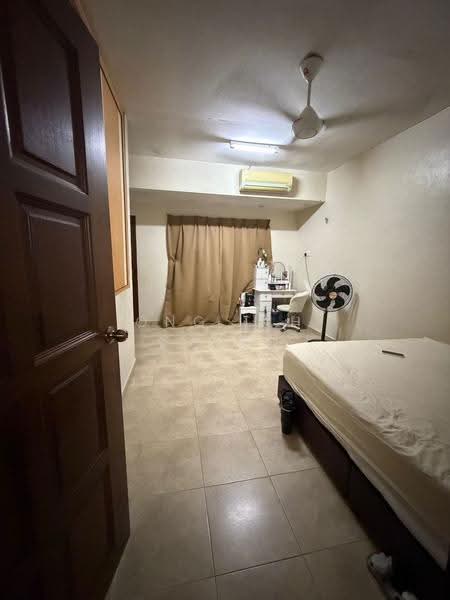 Rumah Teres 2-Tingkat untuk Dijual di Taman Johor Jaya (Johor Bahru) - Ong Lih Shyan - Bedroom - PropertyGuru.com.my