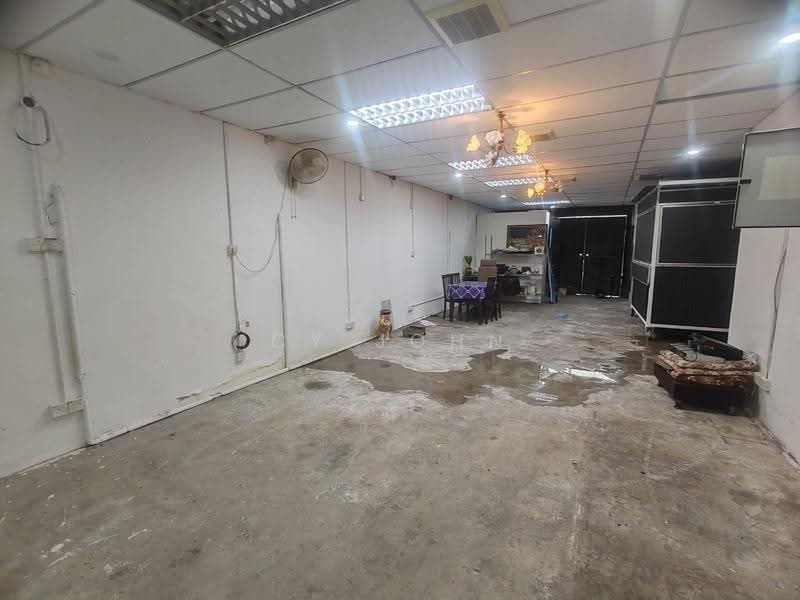 Shop for Sale in Taman Merak (Simpang Ampat) - CY John - Interior - PropertyGuru.com.my