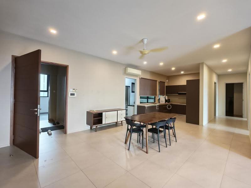 Kondominium untuk Dijual di Mira Residence - Elaine Yeo - Living Room - PropertyGuru.com.my