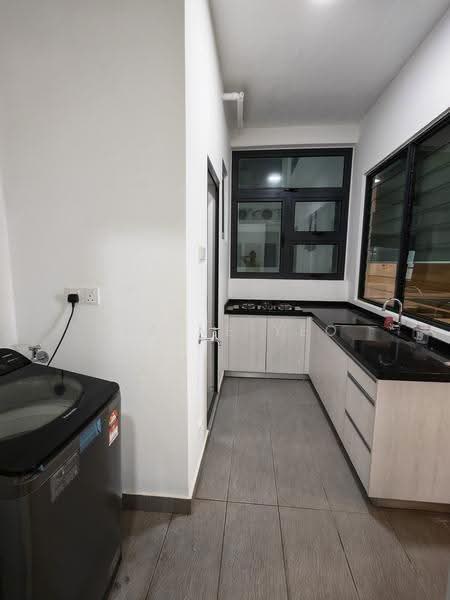 Kondominium untuk Dijual di Mira Residence - Elaine Yeo - Kitchen - PropertyGuru.com.my