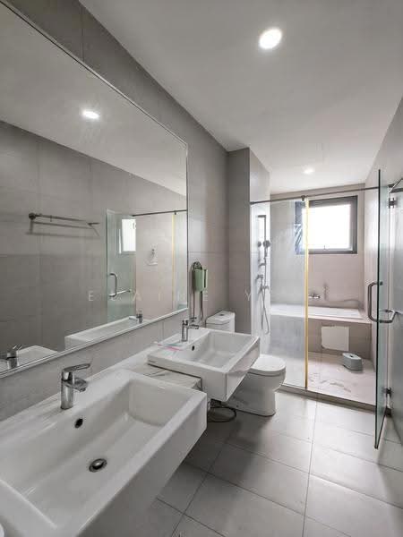 Kondominium untuk Dijual di Mira Residence - Elaine Yeo - Bathroom - PropertyGuru.com.my
