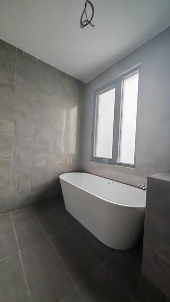 2-storey Terraced House for Sale in Alamesra (Kota Kinabalu) - RON Ong - Bathroom - PropertyGuru.com.my