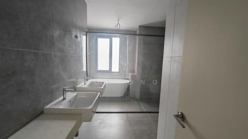2-storey Terraced House for Sale in Alamesra (Kota Kinabalu) - RON Ong - Bathroom - PropertyGuru.com.my