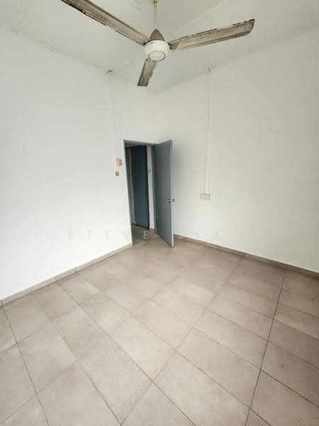 Rumah Teres untuk Disewa di Taman Sri Bahagia (Tampoi) - Steve Seah - Interior - PropertyGuru.com.my