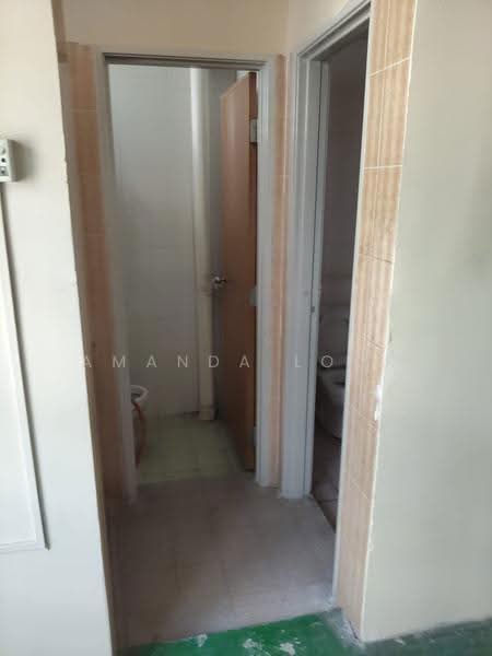 Kedai untuk Disewa di Desa Latania (Shah Alam) - Amanda Lock - Interior - PropertyGuru.com.my