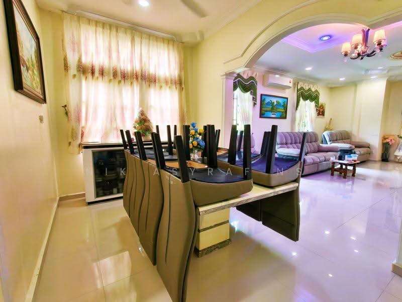 Bungalow House for Sale in Taman Desa Salak Setia (Sepang) - NIK ASYRAF NS - Dining Room - PropertyGuru.com.my