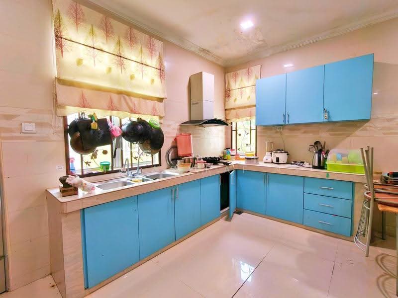Bungalow House for Sale in Taman Desa Salak Setia (Sepang) - NIK ASYRAF NS - Kitchen - PropertyGuru.com.my