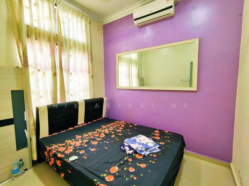 Bungalow House for Sale in Taman Desa Salak Setia (Sepang) - NIK ASYRAF NS - Bedroom - PropertyGuru.com.my