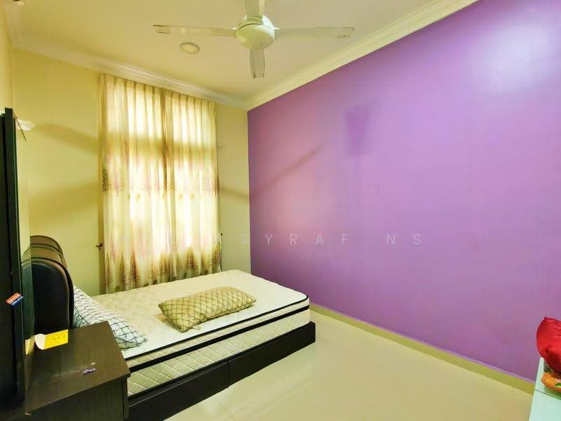 Bungalow House for Sale in Taman Desa Salak Setia (Sepang) - NIK ASYRAF NS - Bedroom - PropertyGuru.com.my