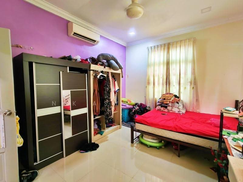 Bungalow House for Sale in Taman Desa Salak Setia (Sepang) - NIK ASYRAF NS - Bedroom - PropertyGuru.com.my