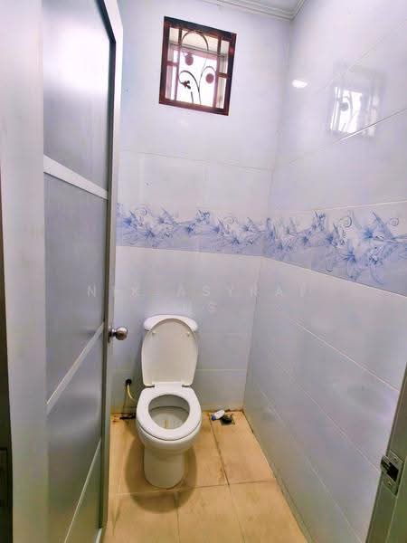 Bungalow House for Sale in Taman Desa Salak Setia (Sepang) - NIK ASYRAF NS - Bathroom - PropertyGuru.com.my
