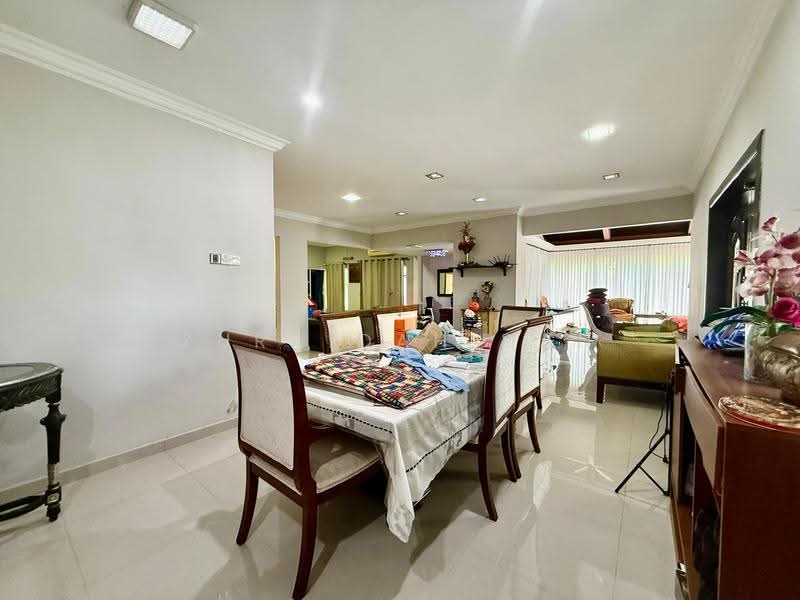 Rumah Banglo untuk Dijual di Cheras (Selangor) - Zuraidah Dan - Living Room - PropertyGuru.com.my