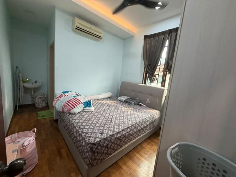 Cluster House for Sale in Austin Heights (Tebrau) - Tommy Tai - Bedroom - PropertyGuru.com.my