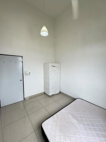 Kediaman Servis untuk Disewa di Centra Residences - John Sia - Bedroom - PropertyGuru.com.my