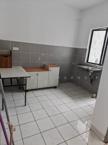 Flat for Rent at PR1MA @ LARKIN INDAH - Hong Charng Lee - Kitchen - PropertyGuru.com.my