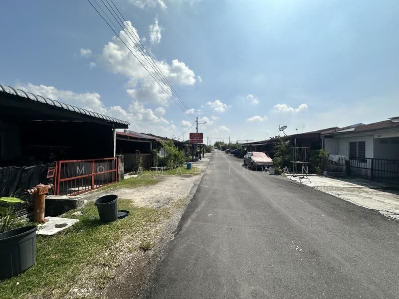 1-storey Terraced House for Sale in Taman Pinji Perdana (Lahat) - Mohamad Irwan - Exterior - PropertyGuru.com.my