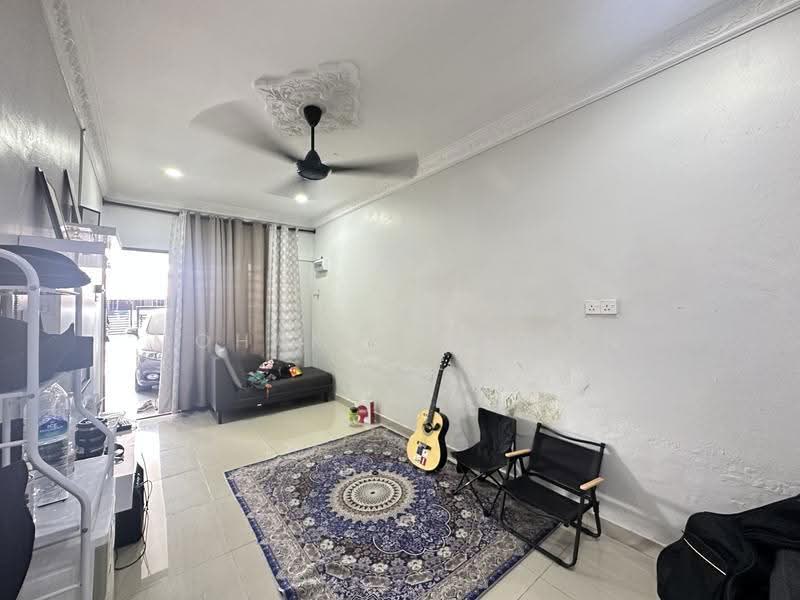 1-storey Terraced House for Sale in Taman Pinji Perdana (Lahat) - Mohamad Irwan - Living Room - PropertyGuru.com.my