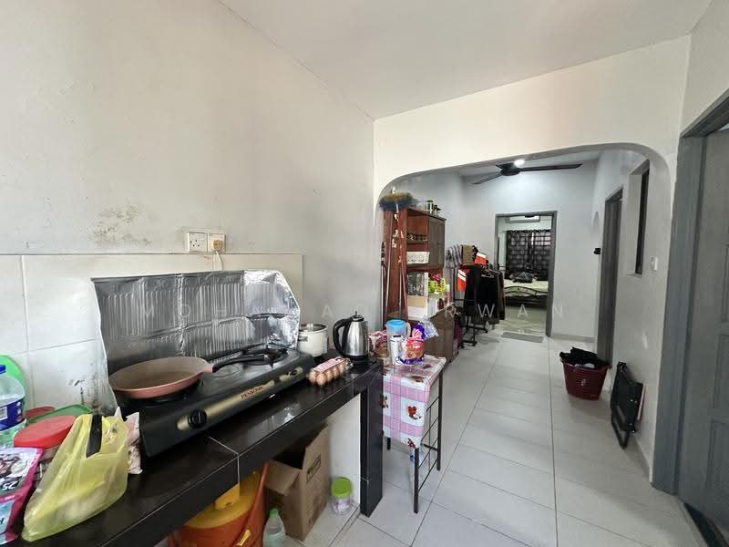 1-storey Terraced House for Sale in Taman Pinji Perdana (Lahat) - Mohamad Irwan - Kitchen - PropertyGuru.com.my