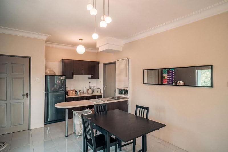 Pangsapuri untuk Dijual di Angsana Apartment - Danny Wong - Kitchen - PropertyGuru.com.my