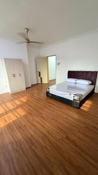 2-storey Terraced House for Rent in Permas Jaya (Johor) - Hong Charng Lee - Bedroom - PropertyGuru.com.my