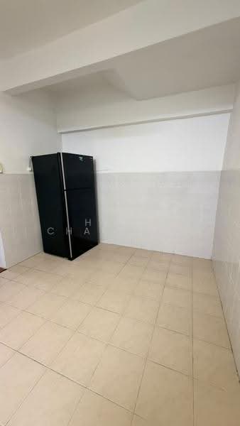2-storey Terraced House for Rent in Permas Jaya (Johor) - Hong Charng Lee - Kitchen - PropertyGuru.com.my