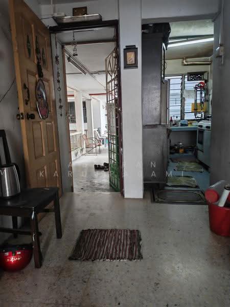 Pangsapuri untuk Dijual di Apartment Ros - Adhiran Karuppasami - Entrance - PropertyGuru.com.my