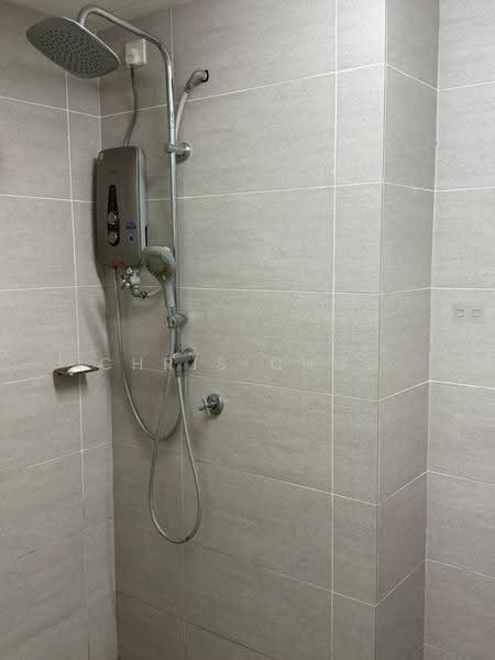 Service Residence for Sale at Court 28 - Chris Choo - Bathroom - PropertyGuru.com.my