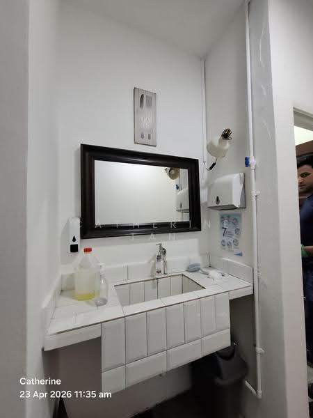 Kedai untuk Disewa di Usj 21 (Subang Jaya) - Catherine Tan - Bathroom - PropertyGuru.com.my