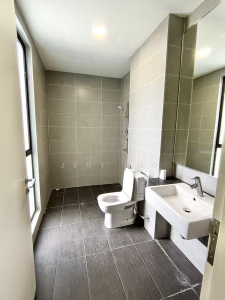 Kondominium untuk Disewa di Residensi Ledang - Jeny Loo - Bathroom - PropertyGuru.com.my