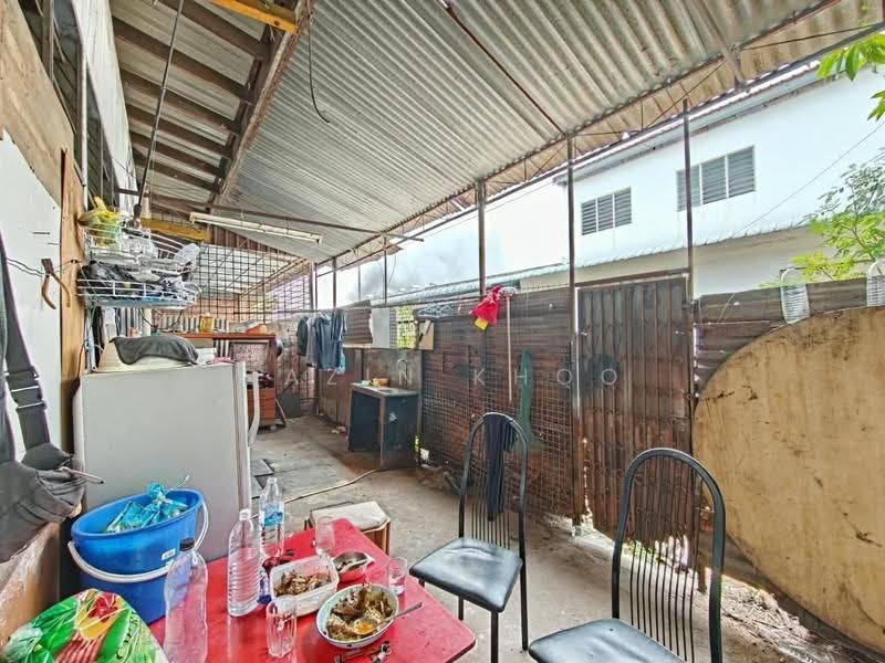 Factory for Rent in Kawasan Perindustrian Pengkalan (Lahat) - Qazin Khoo - Exterior - PropertyGuru.com.my