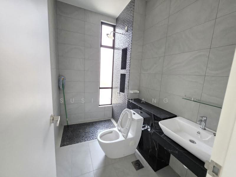 Rumah Teres 2-Tingkat untuk Dijual di Bukit Indah (Iskandar Puteri (Nusajaya)) - Susi Tjhang - Bathroom - PropertyGuru.com.my