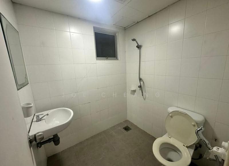 Kondominium untuk Disewa di Casa Indah 2 - Joe Cheang - Bathroom - PropertyGuru.com.my