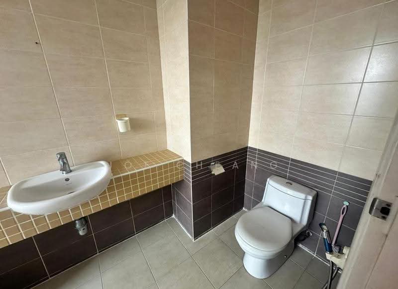 Kondominium untuk Disewa di Casa Indah 2 - Joe Cheang - Bathroom - PropertyGuru.com.my