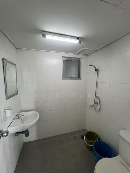 Kondominium untuk Disewa di Casa Indah 2 - Joe Cheang - Bathroom - PropertyGuru.com.my