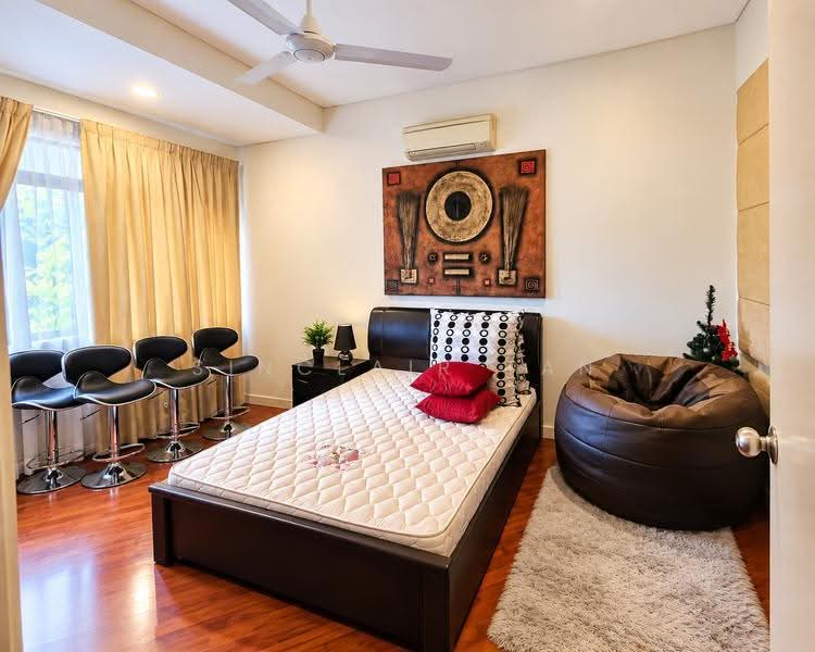 Semi-Detached House for Sale in Glenmarie Cove (Klang) - Sinclair Tan - Bedroom - PropertyGuru.com.my