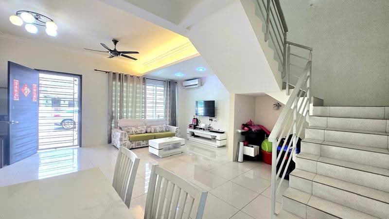 Rumah Teres 2-Tingkat untuk Dijual di Bandar Tasek Mutiara (Simpang Ampat) - Yilin . - Living Room - PropertyGuru.com.my