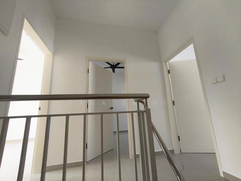 2-storey Terraced House for Rent in Seremban (Negeri Sembilan) - Hana Zaini - Corridor - PropertyGuru.com.my