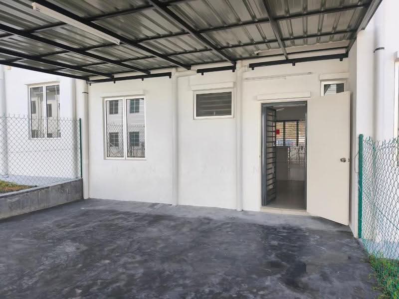 2-storey Terraced House for Rent in Seremban (Negeri Sembilan) - Hana Zaini - Exterior - PropertyGuru.com.my