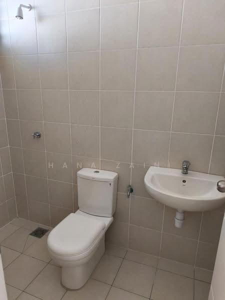 2-storey Terraced House for Rent in Seremban (Negeri Sembilan) - Hana Zaini - Bathroom - PropertyGuru.com.my