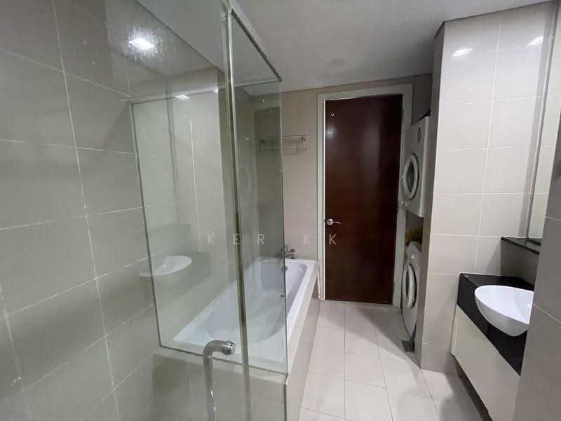 Kediaman Servis untuk Dijual di Marc Residence - Ker KK - Bathroom - PropertyGuru.com.my