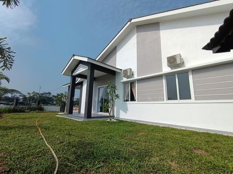 1-storey Terraced House for Sale in Bandar Baru Batu Gajah (Batu Gajah) - Boey Chong - Exterior - PropertyGuru.com.my