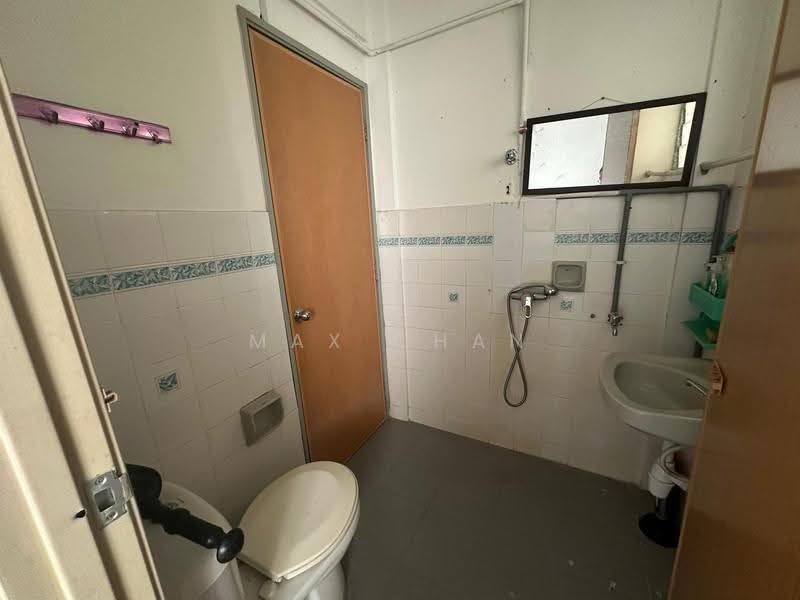 2-storey Terraced House for Sale in Bandar Sunway (Sunway) - Max Chan - Bathroom - PropertyGuru.com.my